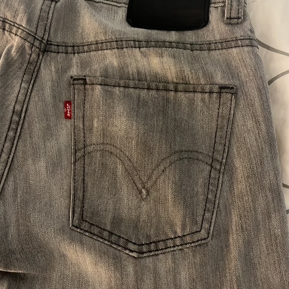 Skinny fit gray Levi’s jeans - Picture 2 of 3